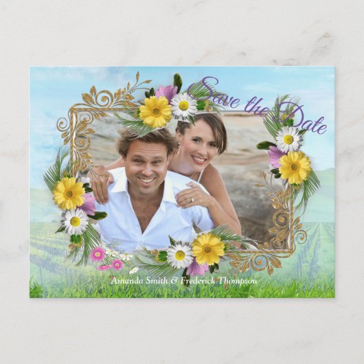 Wildblumen gegen einen blauen Himmel Ankündigungspostkarte (Vorderseite)