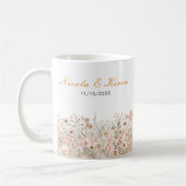 Wildblumen-Hochzeit im Frühlingsrosé-Blumendesign Kaffeetasse (Links)