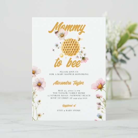 Wildblumen Honey Comb Mommy Bee Baby Girl Dusche Einladung (Stehend Vorderseite)