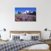 Wildblumen im Sommer am Fuße des Berges Rainier, Leinwanddruck (Insitu (Schlafzimmer))