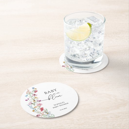 Wildblumen in der Blütendusche Runder Pappuntersetzer (Vor Ort)