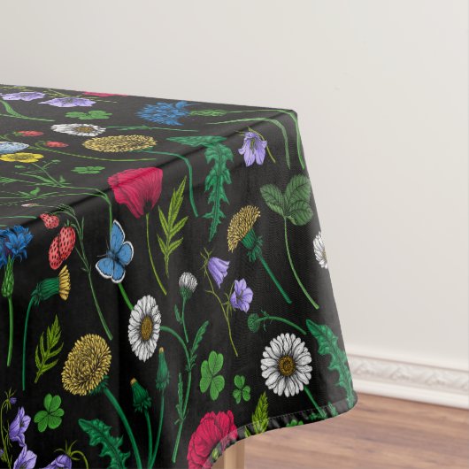 Wildblumen in schwarz tischdecke (Beispiel)