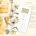 Wildblumen Individuelle Name Vintage Blumenzucht B Planer<br><div class="desc">Wildblumen Individuelle Name Vintag Floral Briefmarke Planner - Eleganter Planer,  den Sie leicht mit Namen und Jahr in Skripttypografie und chic Schreibmaschinen-Schriftart anpassen können. Blumenbild von Hanger Lane Illustrations,  PGCo Designs Partner.</div>