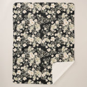 Wildblumen mit floralen Blume Blätter Schwarzer Hi Sherpadecke (Vorderseite)