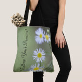 Wildblumen mit Grün Tasche (Von Nahem)
