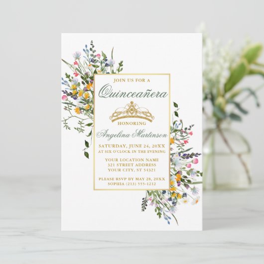 Wildblumen Quinceanera Sage Green Einladung (Stehend Vorderseite)