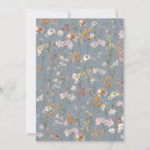 Wildblumen-Staubblau-QR-Code-Hochzeits-RSVP Einladung (Rückseite)
