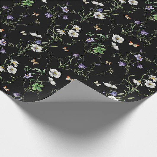 Wildblumen und Schmetterlinge auf Schwarz Geschenkpapier (Ecke)