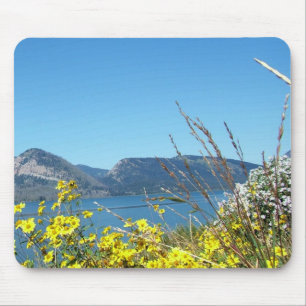 Wildblumen und See im Grand-Teton-Nationalpark. Mousepad