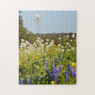 Wildblumen und Windmühle in Texas Hill Country Puzzle