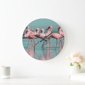 Wilde afrikanische Flamingos Große Wanduhr (Zuhause)