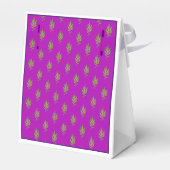 Wilde Blätter auf einer Gefälligkeitsbox Geschenkschachtel (Rückseite)