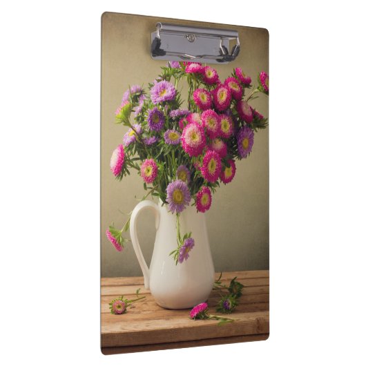 Wilde Blume in einem Vase-Clip-Board Klemmbrett (Rechts)