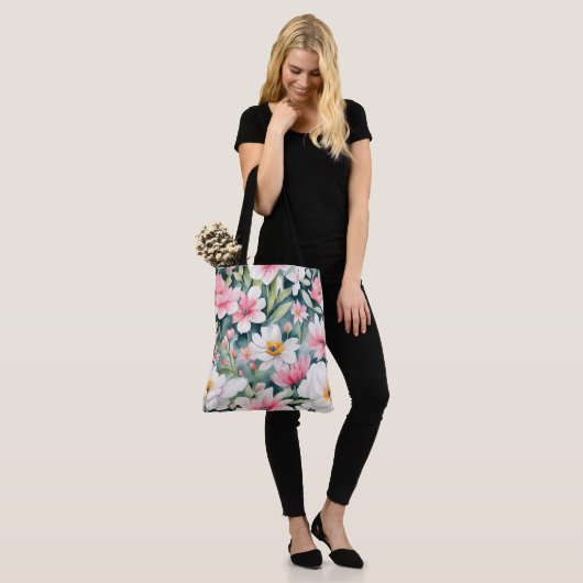 Wilde Blume Tasche (Am Model)