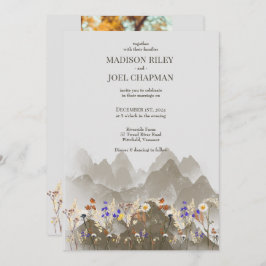 Wilde Blume und Fotos, die Einladung zum Hochzeits