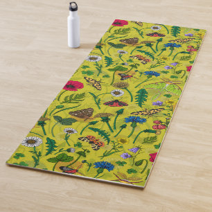 Wilde Blume und Motten auf Grün Yogamatte