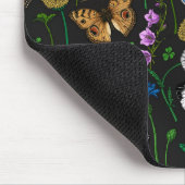 Wilde Blume und Schmetterlinge 2 Mousepad (Ecke)