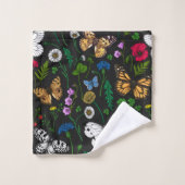 Wilde Blume und Schmetterlinge auf schwarz Badhandtuch Set (Waschlappen)