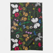 Wilde Blume und Schmetterlinge auf schwarz Geschirrtuch (Vertikal)