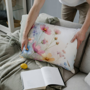 Wilde Blumen flüstern in Aquarell  Lendenkissen