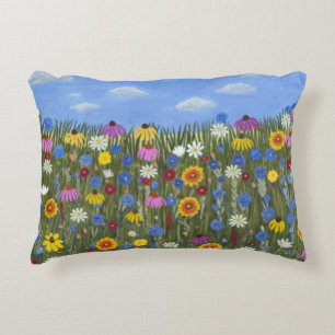Wilde Blumen mit Gänseblümchen Dekokissen