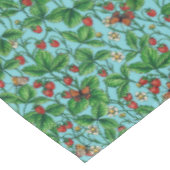 Wilde Erdbeeren in Poolblau Tischdecke (Schrägansicht)