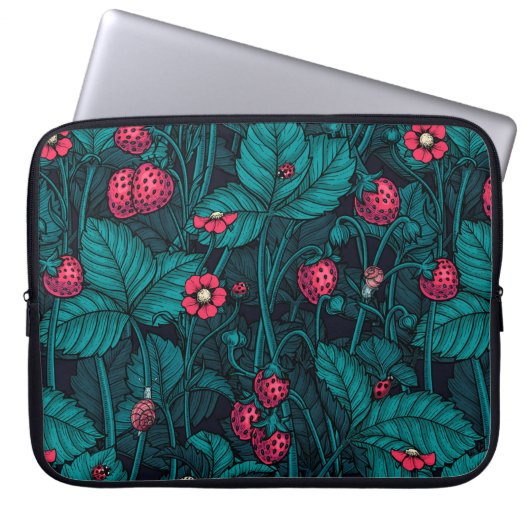 Wilde Erdbeeren, rot und blau Laptopschutzhülle (Vorderseite)