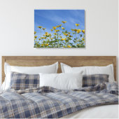 Wilde gelbe Sonnenblumen und blauer Himmel Leinwanddruck (Insitu (Schlafzimmer))