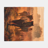 wilde Konik-Pferde, die direkt in den Krieg kamen Fleecedecke (Vorderseite (Horizontal))