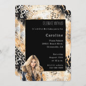 Wilde Leopard Blond weibliche Coat Animal Birthday Einladung (Vorne/Hinten)