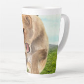 Wilde Löwin Dschungel-Abenteuer-Kunst Milchtasse (Rechte Ecke)