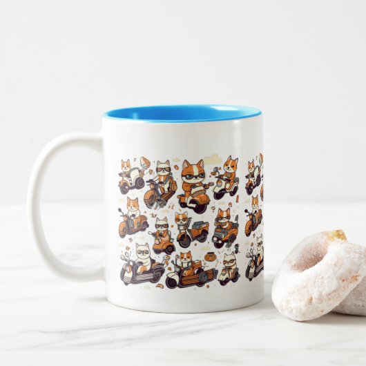 Wilde Mäuse fahren Roller Zweifarbige Tasse (Mit Donut)