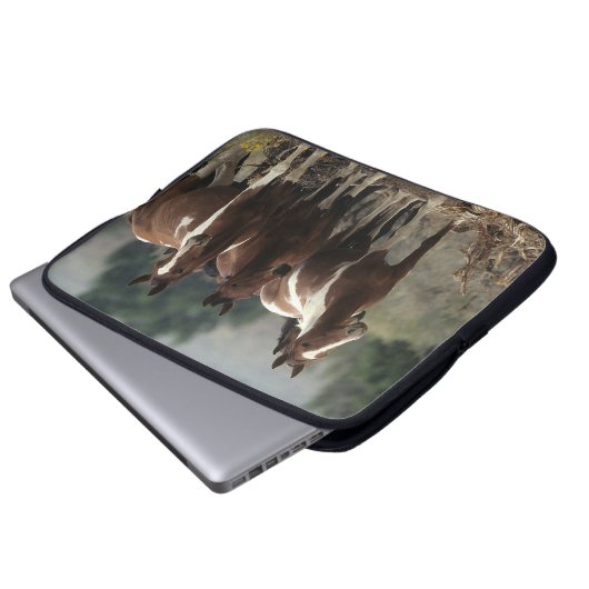 Wilde Mustang-Pferde 7 Laptopschutzhülle (Vorne Knopf)