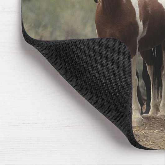 Wilde Mustang-Pferde 7 Mousepad (Ecke)