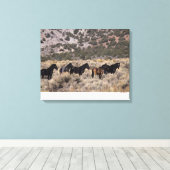 Wilde Mustang Pferde in der Wüste 2 Leinwanddruck (Insitu (Holzboden))