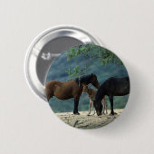 Wilde Mustang-Stute u. Fohlen Button (Vorne & Hinten)