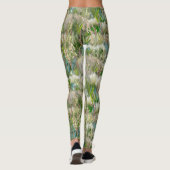Wilde Öko-freundliche Grasse im Frühling Leggings (Rückseite)