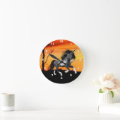 Wilde Paint Horse Wall Clock Runde Wanduhr (Zuhause)