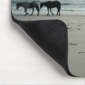 Wilde Pferde auf Assitique Insel Mousepad (Ecke)