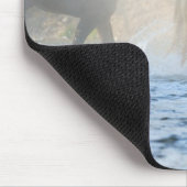 Wilde Pferde, die durch Wasser laufen Mousepad (Ecke)