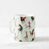 Wilde Pferde im grünen Hintergrund Kaffeetasse (Vorderseite Links)