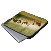 Wilde Pferde Laptopschutzhülle (Vorne Knopf)