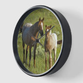 Wilde Pferde North Dakota Uhr (Winkel)