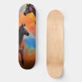 Wilde Pferde Skateboard (Vorderseite)