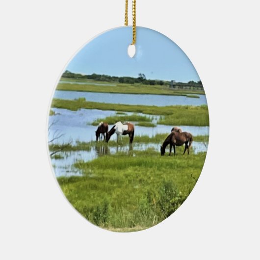 Wilde Pferde von Assateague Keramik Ornament (Rechts)