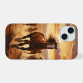 Wilde Pferde Wüste iPhone 15 Hülle (Rückseite (Horizontal))
