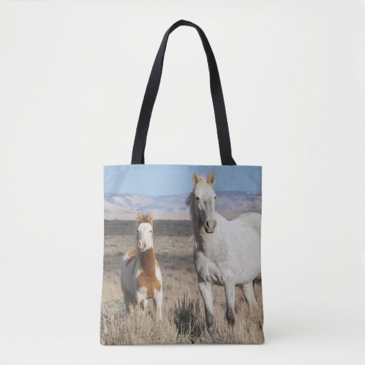 Wilde Pferde zu Hause im Sandwash Basin Tasche (Vorderseite)