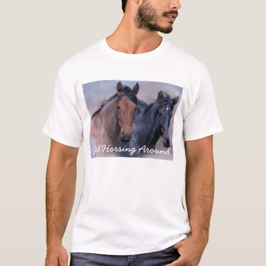 Wilde PferdeunisexT - Shirt (Vorderseite)