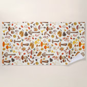 Wilde Pilze auf weißem Boden Strandtuch (Vorderseite)