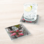 wilde Quitten blühen Glasuntersetzer (Schrägansicht)